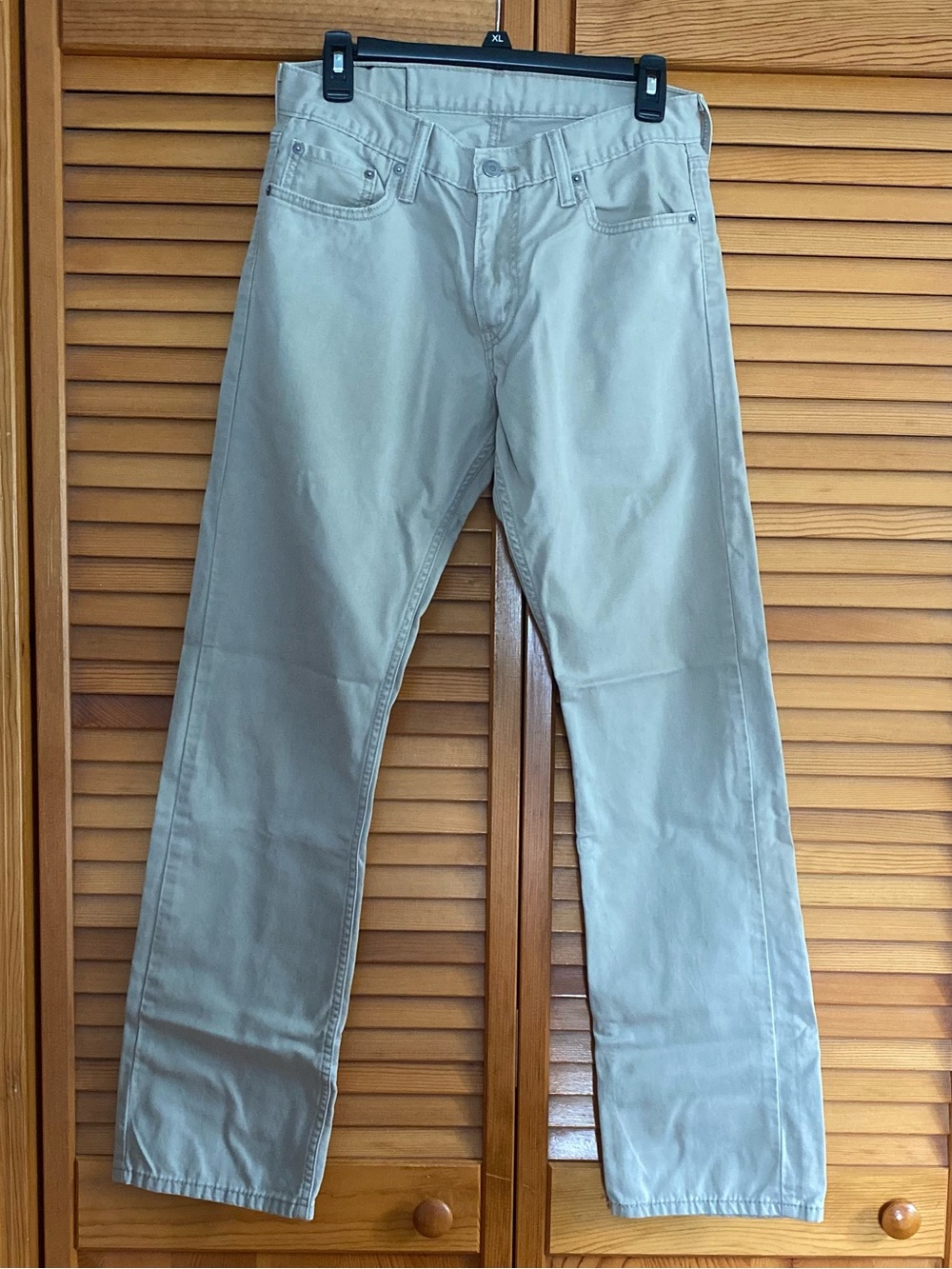 Men's Straight Leg Levi 514 Jeans in Light Khaki